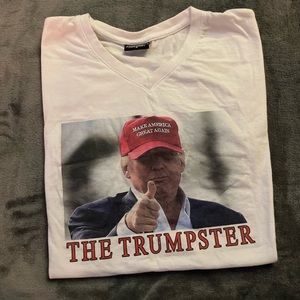 Women’s v-neck trump shirt